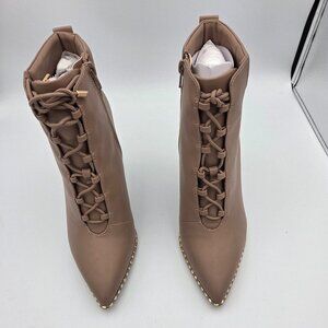 BCB Generation 9M Manmade Uppers  Laced Front,4" Heel Dress Boot w/ Gold Nougats